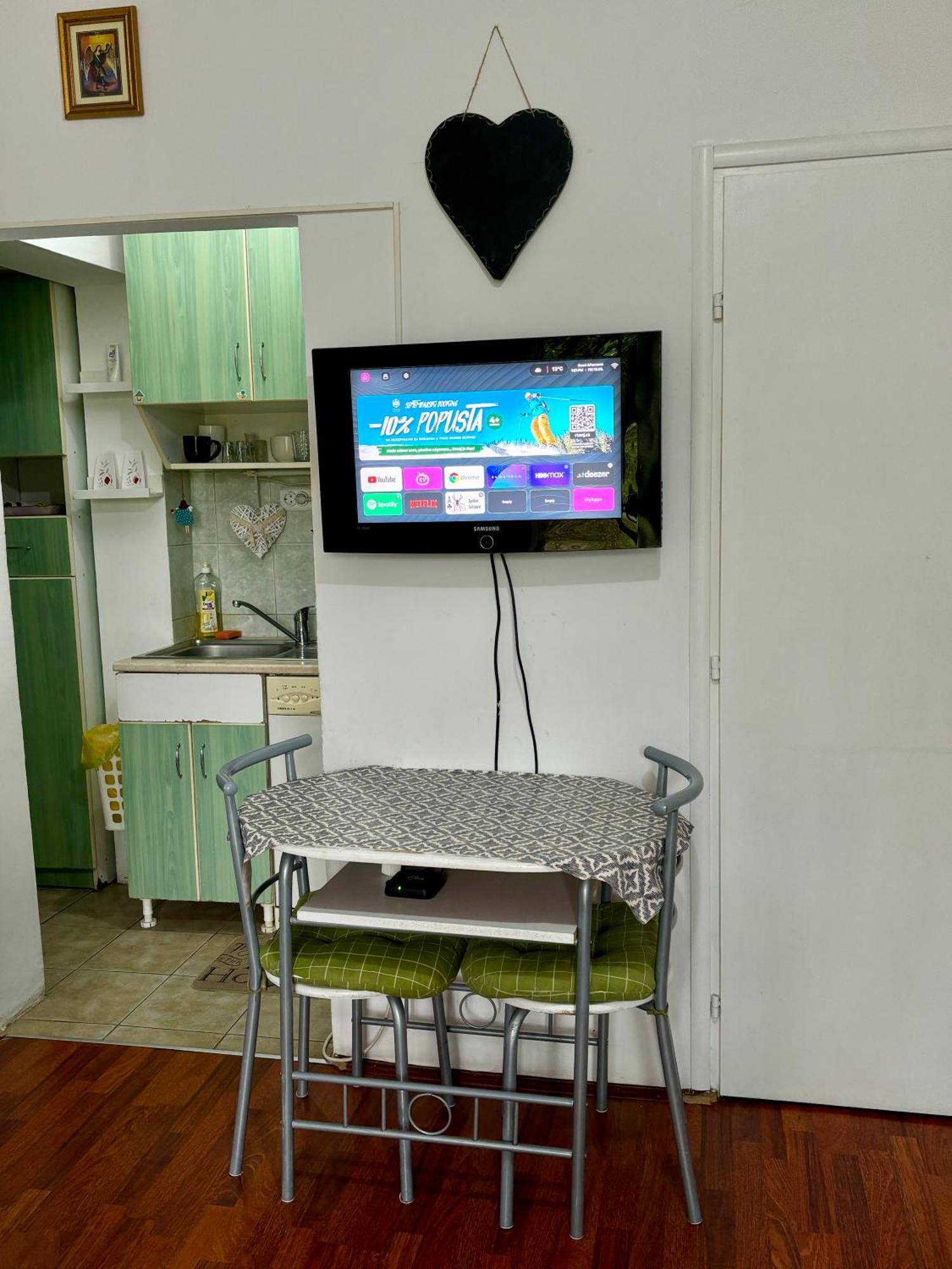 Apartman Park, Tc Stadion Vozdovac Appartement Belgrado Buitenkant foto
